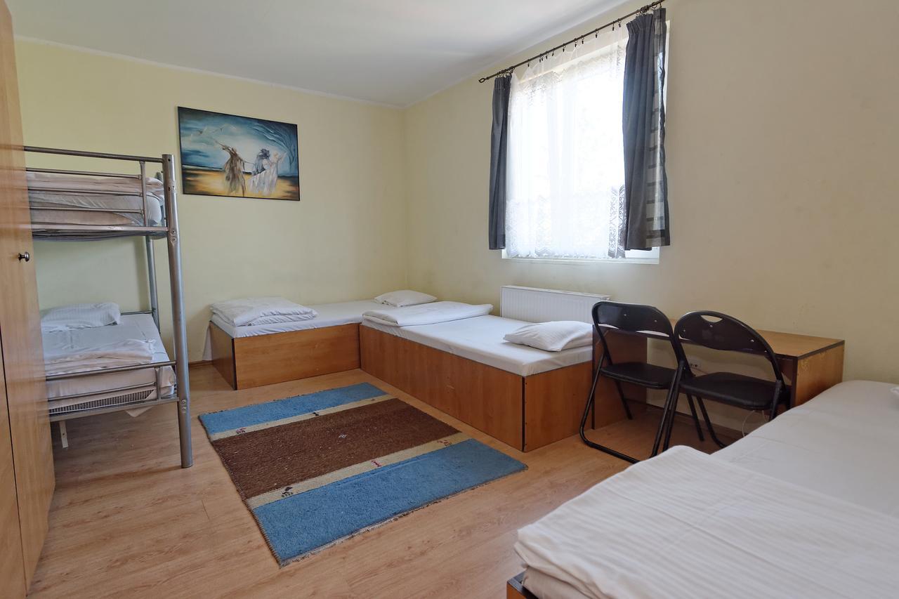 Justhostel Gdansk Bagian luar foto