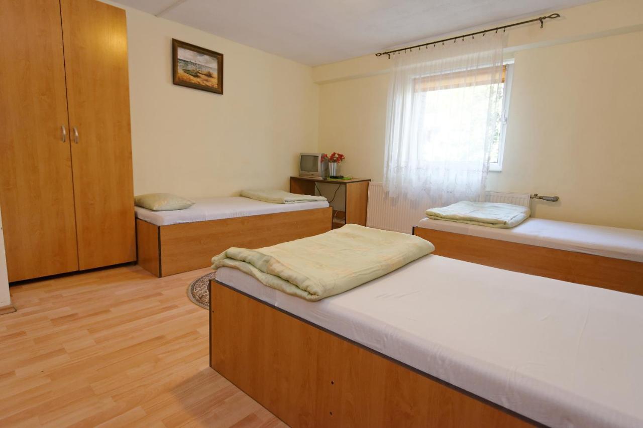 Justhostel Gdansk Bagian luar foto